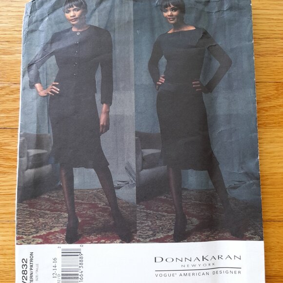 Jacket and Skirt Sewing Pattern Vogue 2832 Size 12-16 UNCUT Vintage 2000s - Picture 2 of 10